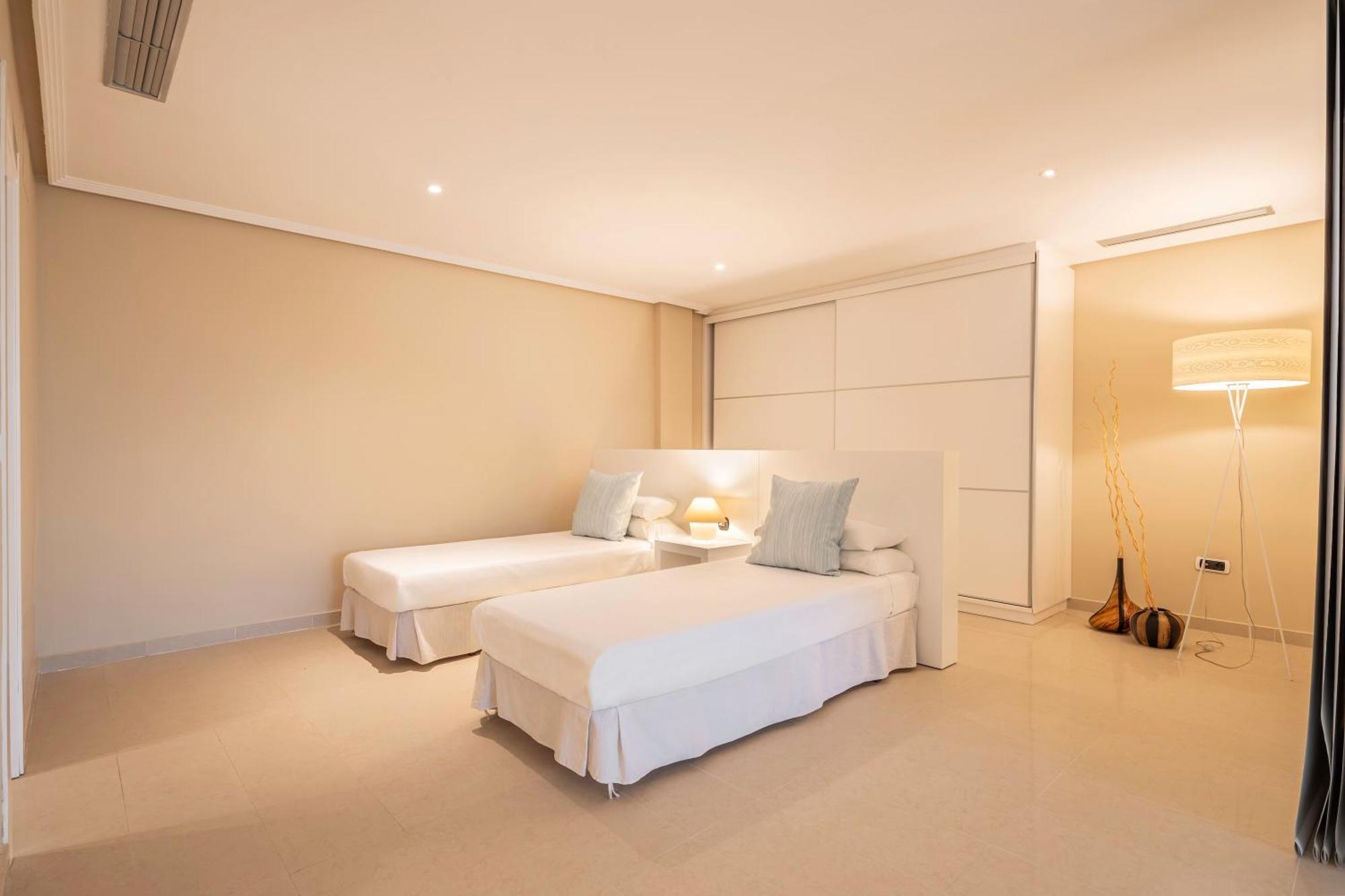 Las Nereidas Altea Beach Villas Экстерьер фото